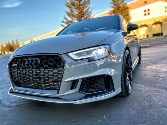 2018 Audi RS3 (Gray/Black)